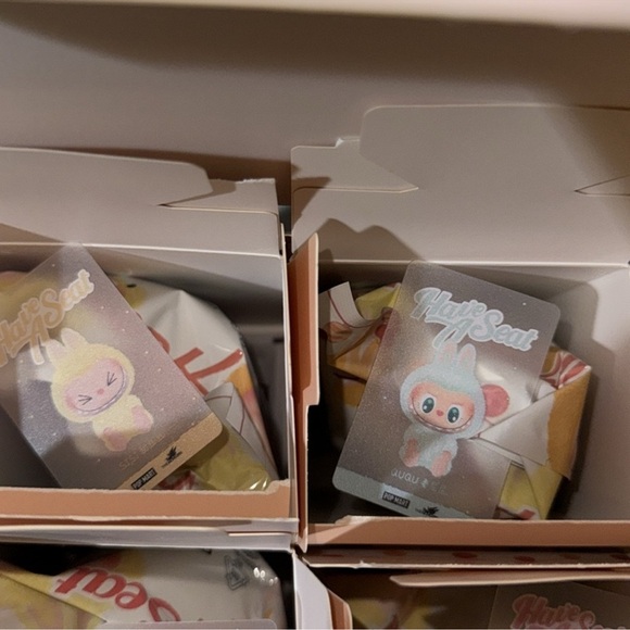 POP MART LABUBU HAVE A SEAT WHOLE SET - Picture 6 of 16